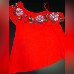 Entro Red Embroidered Off Shoulder Top Size Large EUC